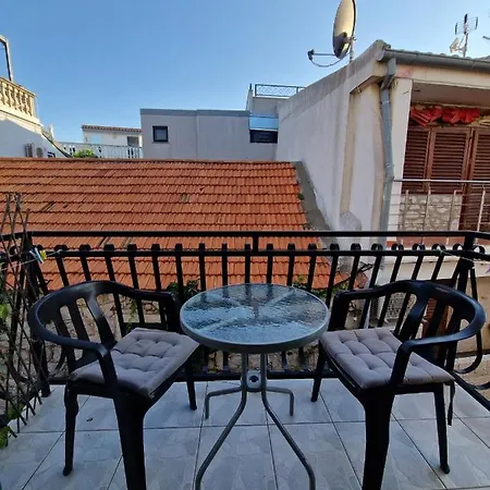 Old Town - Studio2 Tribalj